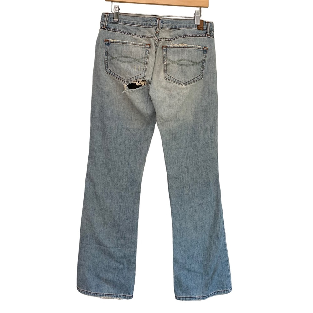 Y2K Abercrombie & Fitch Distressed Jeans light wash size 6